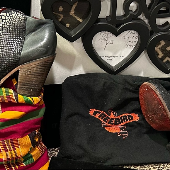 Leather boots - Picture 4 of 4